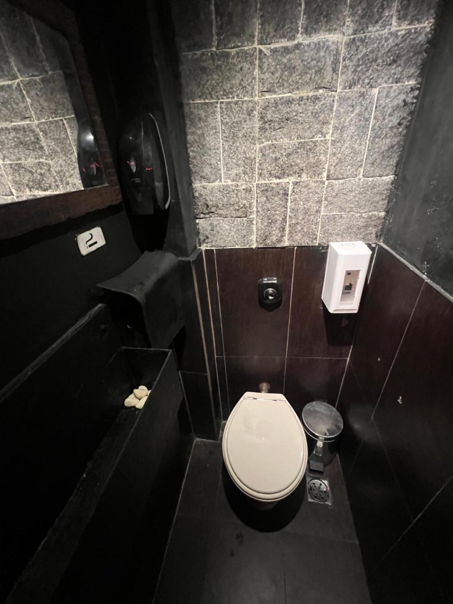 Albergue Castle Of Vibes - *